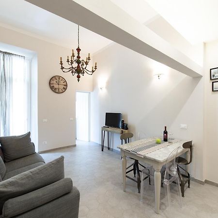 Lucia'S Home Флоренция Экстерьер фото