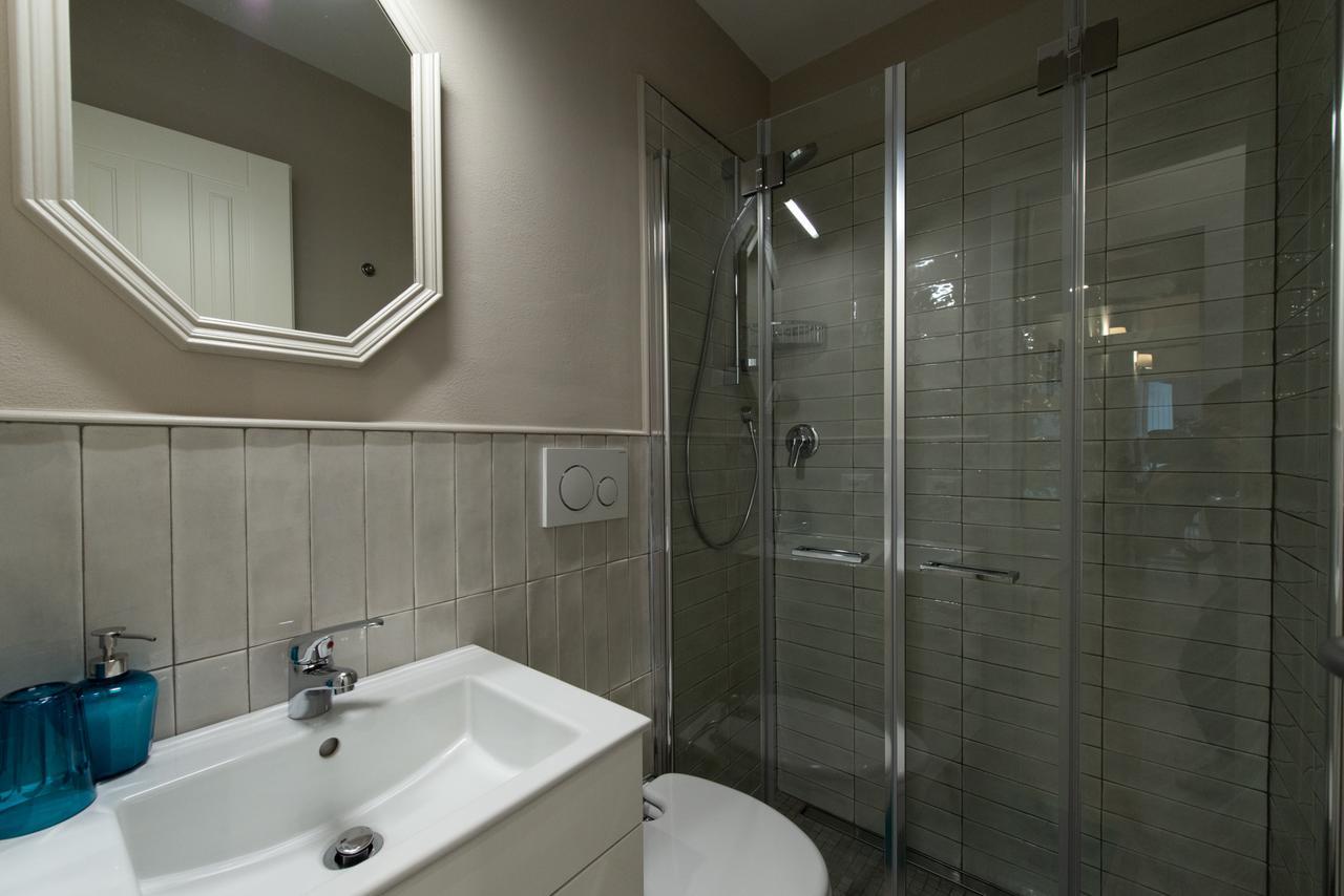 Lucia'S Home Флоренция Экстерьер фото