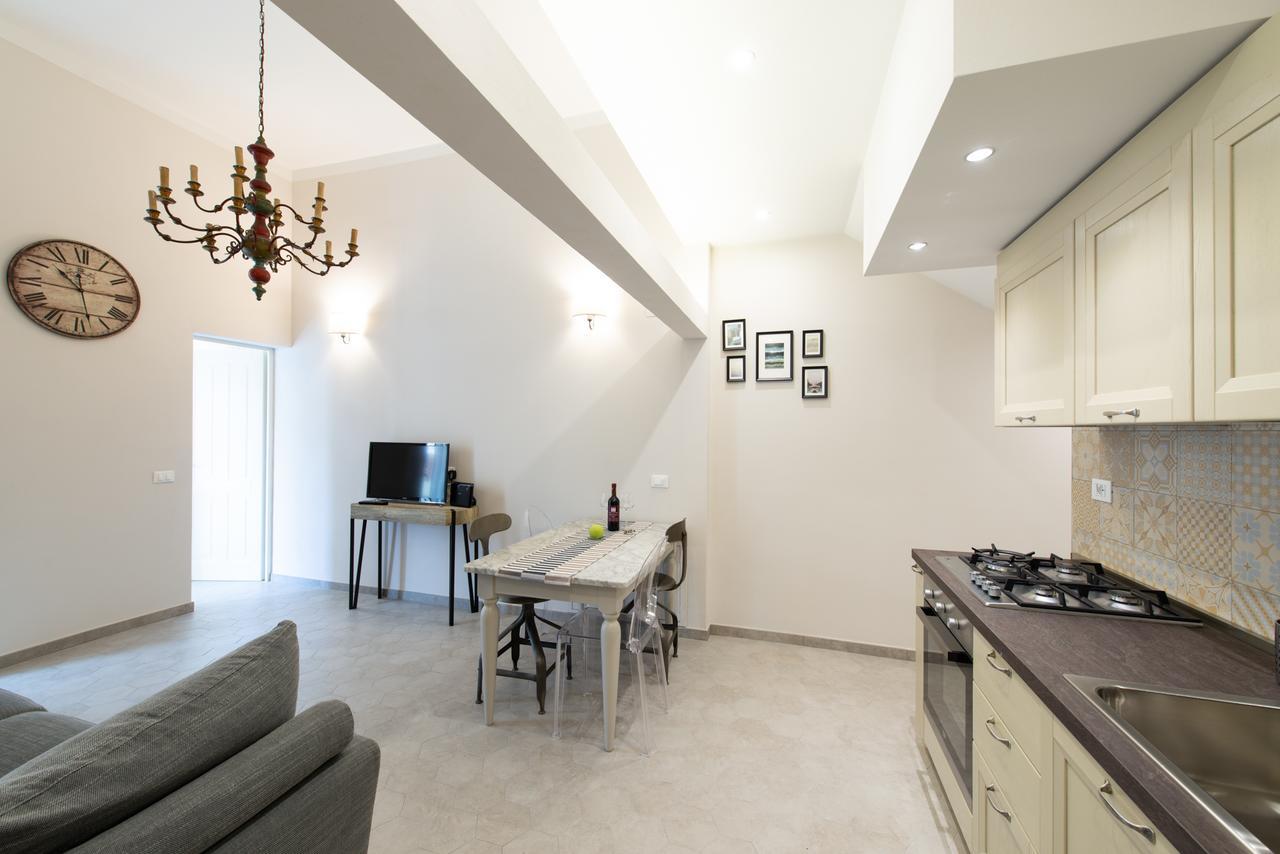 Lucia'S Home Флоренция Экстерьер фото
